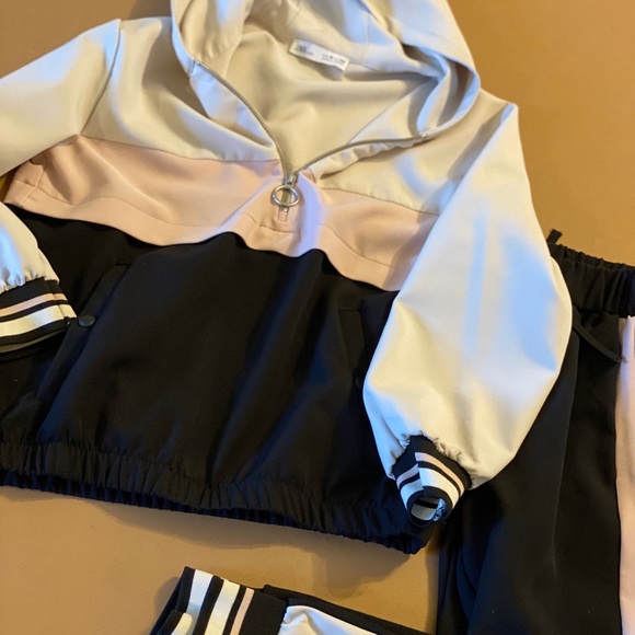 Zara - Picture 7 of 10